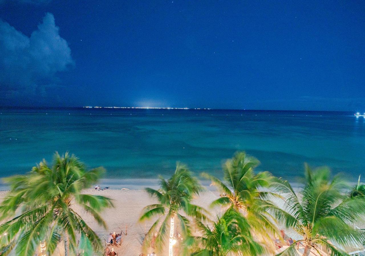 Beachfront 1 Bedroom Condo - El Faro, Surf 407 Плая дел Кармен Екстериор снимка